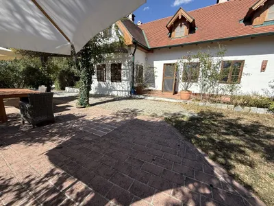 8-Zimmer-Haus kaufen in Wiener Neustadt Land – 220 m², € 895.000 – Bild 4 von 29