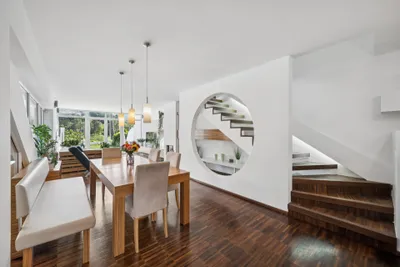 4-Zimmer-Haus mieten in Wien – 260 m², € 4.320 – Bild 2 von 19