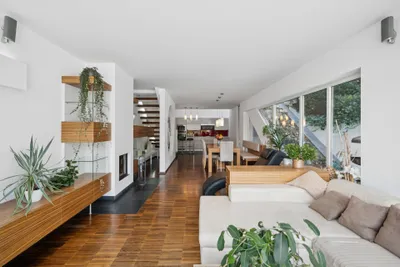 4-Zimmer-Haus mieten in Wien – 260 m², € 4.320 – Bild 4 von 19