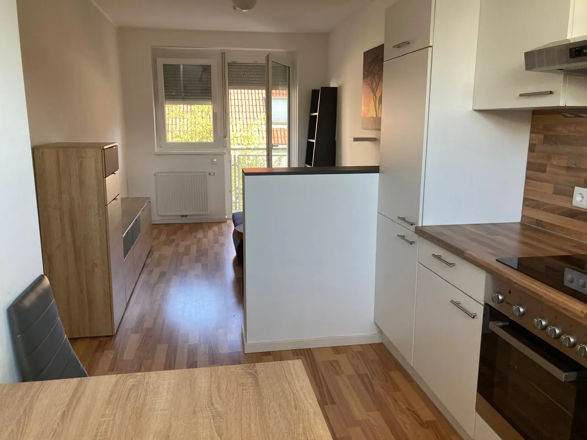 Single oder Pärchenhit: Charmante 2-Zimmer Wohnung im Bezirk Lend mit Balkon (Süden) - Vista 2