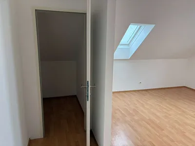 2-Zimmer-Wohnung mieten in Eferding – 57 m², € 670 – Bild 6 von 11