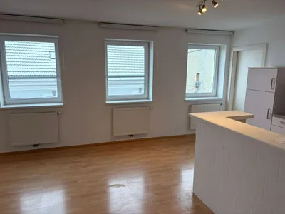 2-Zimmer-Wohnung mieten in Eferding – 57 m², € 670 – Bild 3 von 11