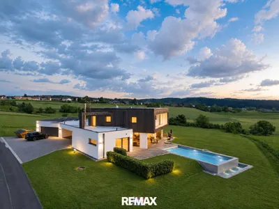 5-Zimmer-Haus kaufen in Güssing – 250 m², € 959.000 – Bild 1 von 45