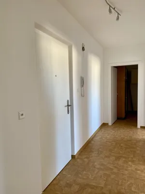 2-Zimmer-Wohnung mieten in Innsbruck – 61 m², € 1.518 – Bild 5 von 8