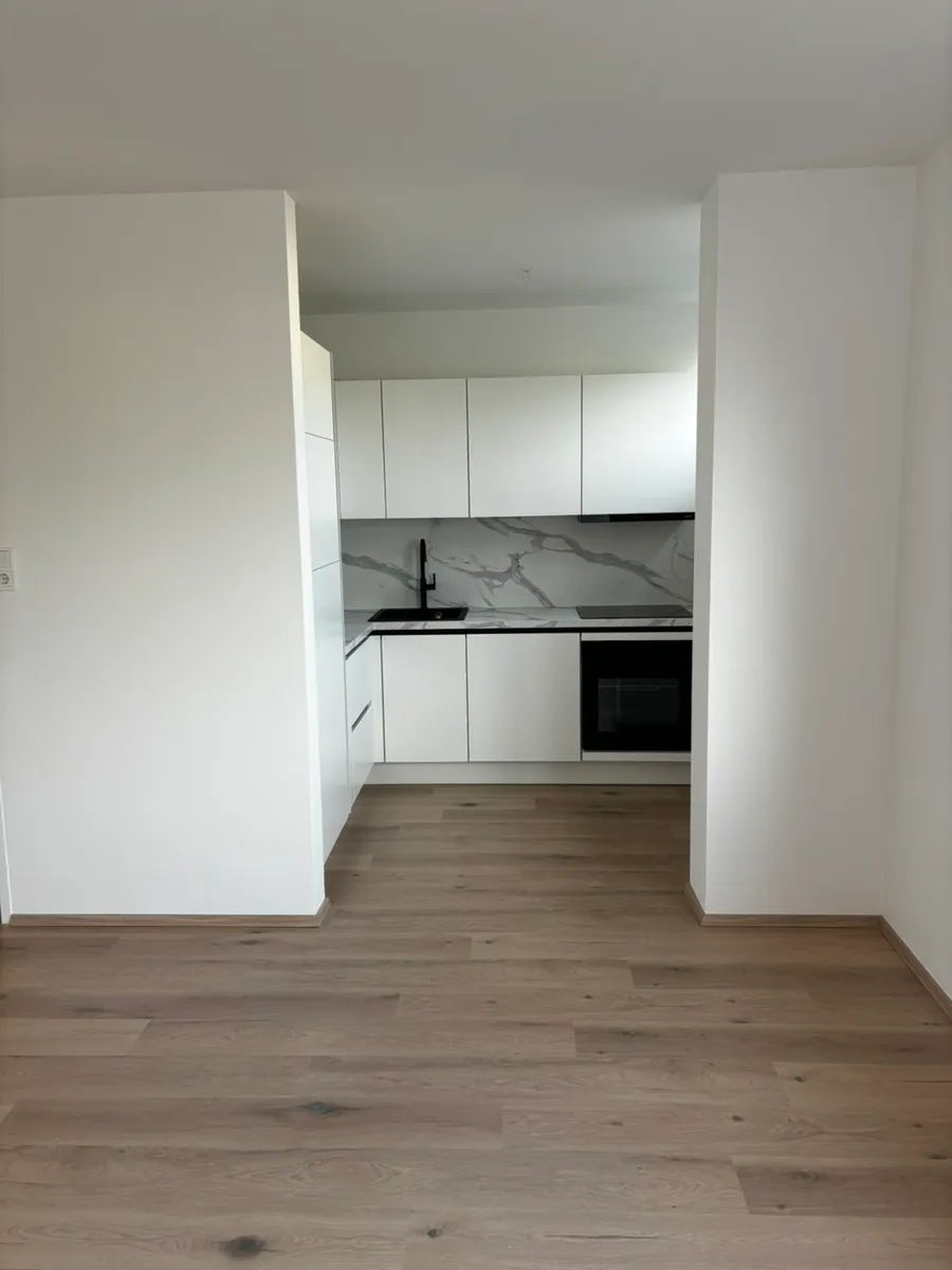 Kernsaniierte 2-Zimmer-Wohnung mit Parkplatz & Lift in Linz