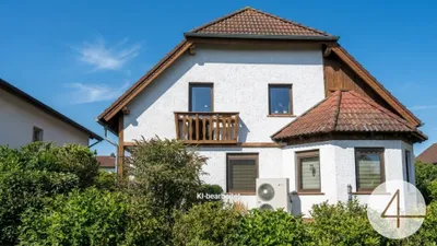 Haus kaufen in Horn – 670 m², € 249.000 – Bild 1 von 29