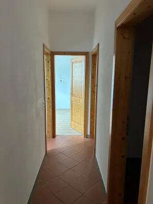Immobilie mieten in Wels – 340 m², € 2.900 – Bild 13 von 25