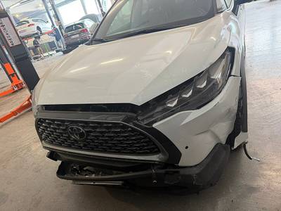Toyota Corolla Cross 2,0 Hybrid Lounge AWD