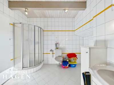 9-Zimmer-Gewerbeimmobilie kaufen in Feldkirch – 248,18 m², € 890.000 – Bild 36 von 43