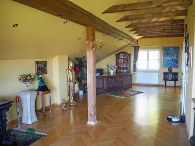 6-Zimmer-Haus kaufen in Vöcklabruck – 280 m², € 990.000 – Bild 4 von 6