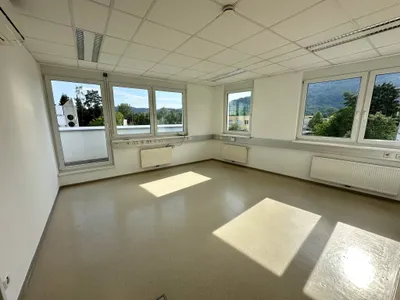 3-Zimmer-Gewerbeimmobilie mieten in Graz – 93 m², € 9 – Bild 3 von 13
