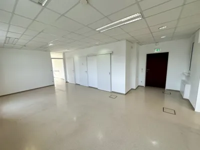 3-Zimmer-Gewerbeimmobilie mieten in Graz – 93 m², € 9 – Bild 8 von 13
