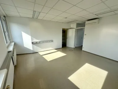 3-Zimmer-Gewerbeimmobilie mieten in Graz – 93 m², € 9 – Bild 10 von 13