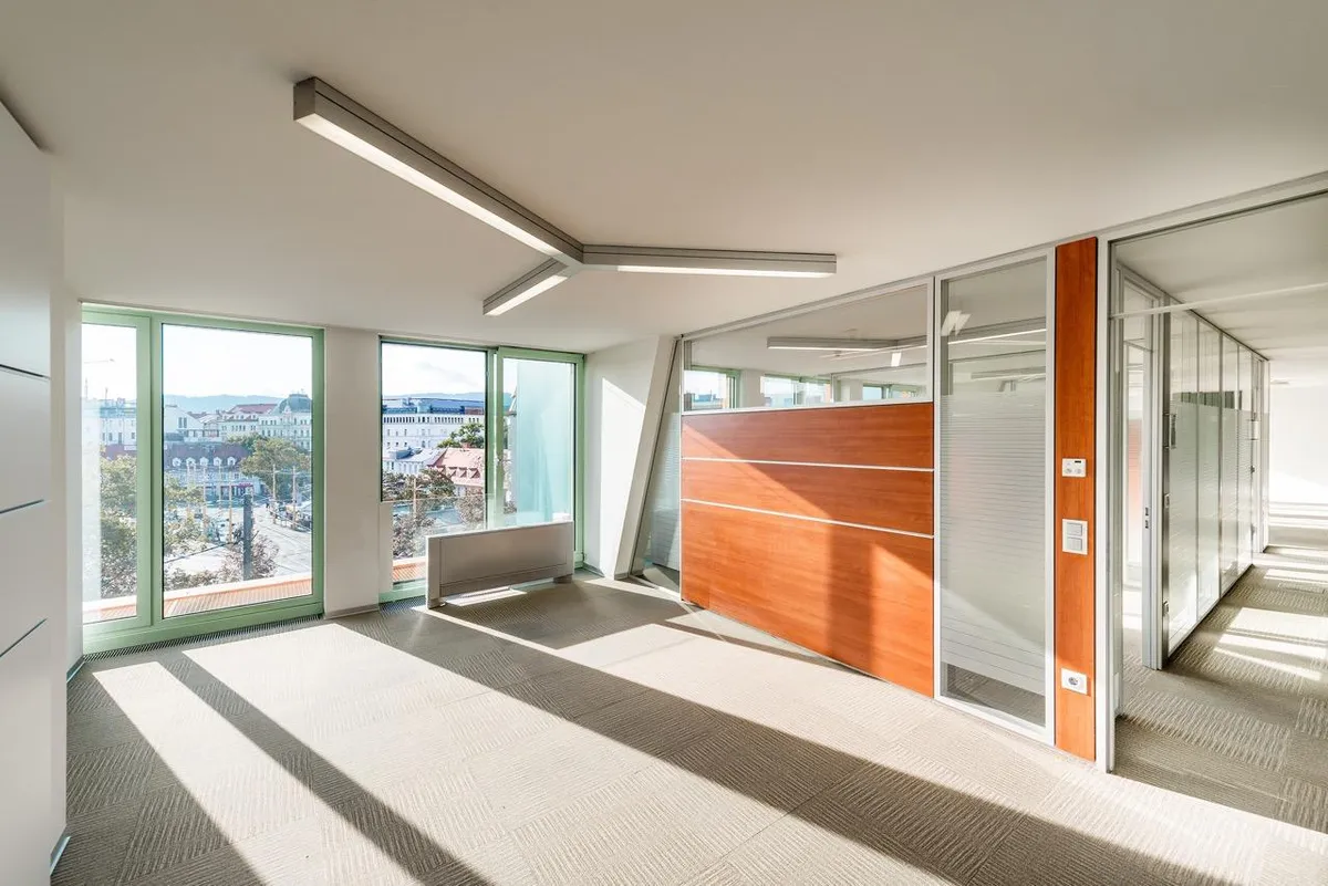 ATTRAKTIVE BÜROFLÄCHE MIT AUSSICHT IN BEGEHRTER INNENSTADTLAGE! - Ansicht 3