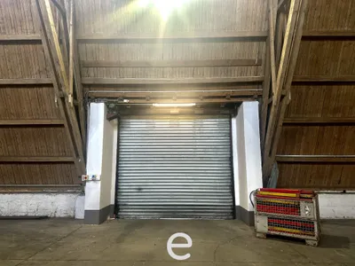 Gewerbeimmobilie mieten in Linz Land – 700 m², € 4.445 – Bild 10 von 11