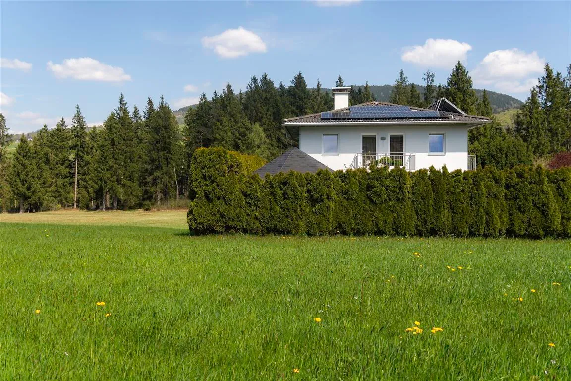ON TOP ! liebliches Haus zum anschließendem Grünland. Einfach genießen! - Widok 2