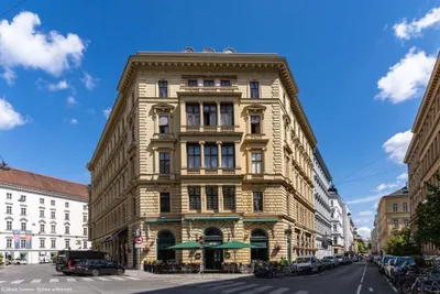 Gewerbeimmobilie mieten in Wien – 921 m², € 23 – Bild 1 von 13