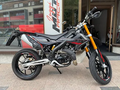 Rieju MRT 50 all black