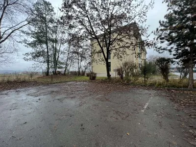 5-Zimmer-Gewerbeimmobilie mieten in Graz – 180 m², € 2.355 – Bild 8 von 11