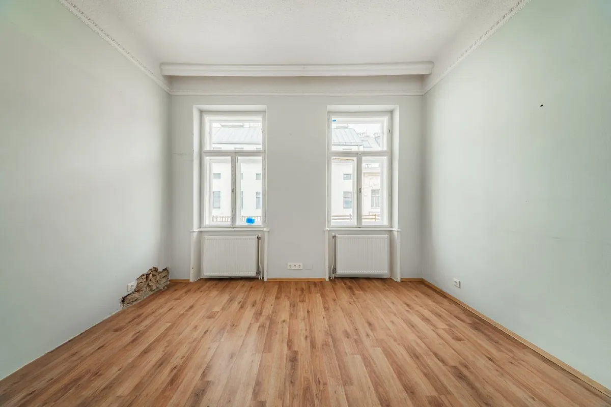 Sanierungsbedürftige Altbauwohnung mit guter Raumstruktur - Ansicht 2