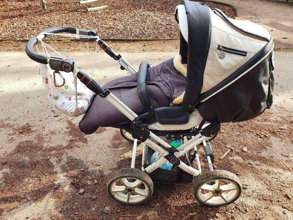 Kinderwagen Hartan inkl. Babyschale,  50,- (1130 Wien) - willhaben