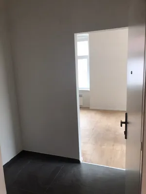 2-Zimmer-Wohnung mieten in Neunkirchen – 36 m², € 390 – Bild 4 von 19