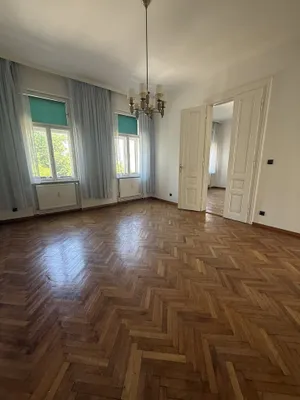6 Zimmerwohnung (189m²) in der Pulverturmgasse mit Blick auf die Canisuskirche – Bild 2