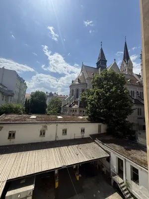 6 Zimmerwohnung (189m²) in der Pulverturmgasse mit Blick auf die Canisuskirche – Bild 3