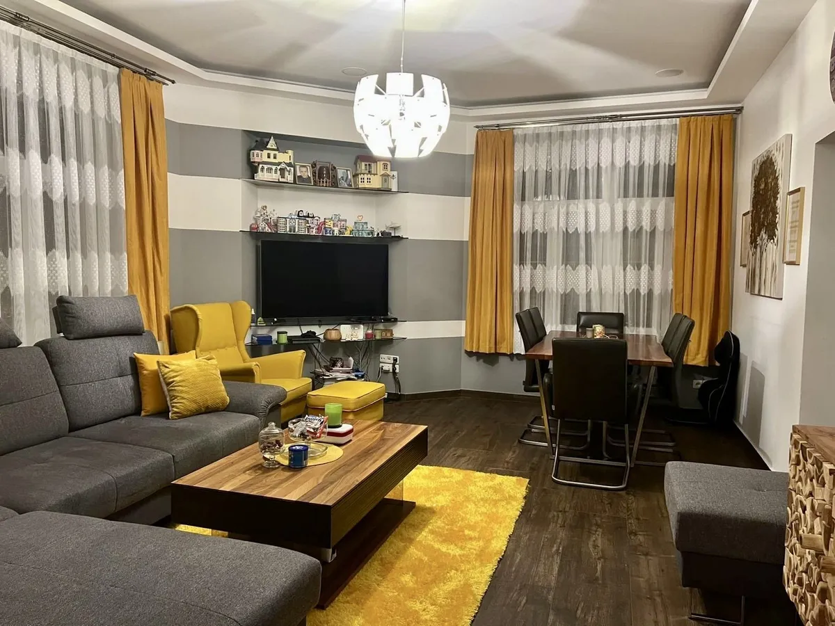 Charmante 2,5-Zimmer-Wohnung mit Gartenmitbenutzung in Salzburg-Maxglan - Ansicht 2
