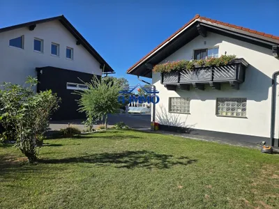 10-Zimmer-Haus kaufen in Graz-Umgebung – 330 m², € 1.350.000 – Bild 2 von 34