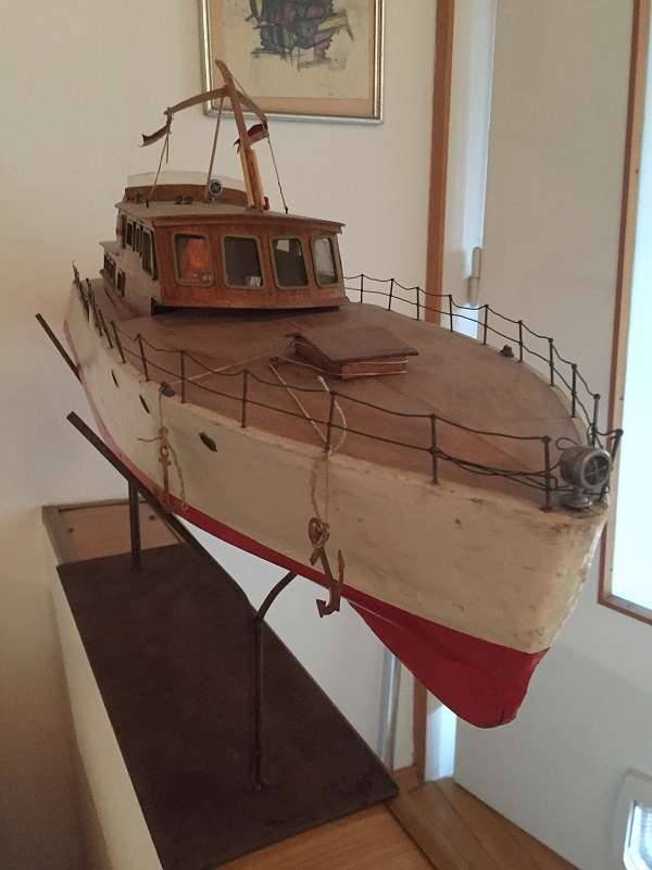 Holzschiff modell