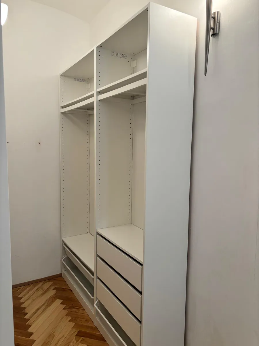 IKEA PAX Schrank offen, 175cm breit, 236 cm hoch, 35 cm tief mit Laden & Körben, Abholung 11.07.2026, ab 8 Uhr in 1040 Wien, € 100,- (1040 Wien)