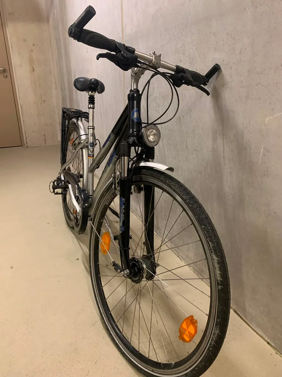 fahrradständer für vorne freistehend 16–29 Zoll, Abstellständer MTB und Rennräder Italo Rudolstadt GmbH (@zzc_dein_fahrradprofi) KTM EloPeak M2721 Farbe:Dark Silver