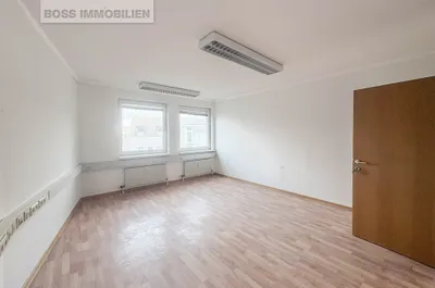 1-Zimmer-Gewerbeimmobilie mieten in Linz – 28 m², € 338 – Bild 2 von 11