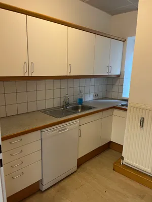 6-Zimmer-Gewerbeimmobilie mieten in Wels – 162 m², € 1.830 – Bild 4 von 14