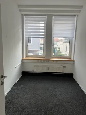6-Zimmer-Gewerbeimmobilie mieten in Wels – 162 m², € 1.830 – Bild 11 von 14