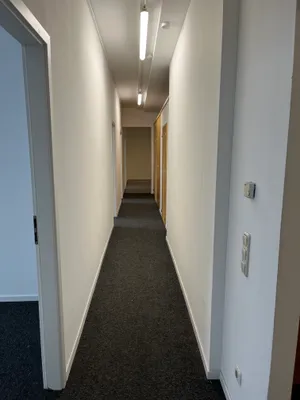 6-Zimmer-Gewerbeimmobilie mieten in Wels – 162 m², € 1.830 – Bild 5 von 14