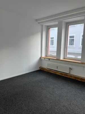 6-Zimmer-Gewerbeimmobilie mieten in Wels – 162 m², € 1.830 – Bild 8 von 14