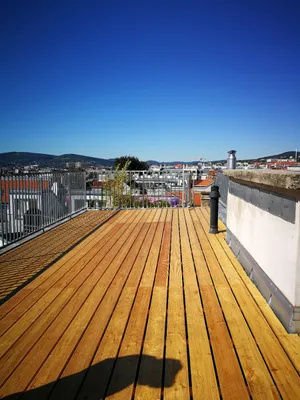 EXKLUSIVE DACHTERRASSENWOHNUNG MIT PANORAMABLICK ÜBER WIEN - 2 TERRASSEN | 120 m² | 5 ZIMMER | U3-NÄHE – Bild 3