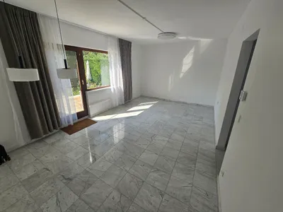 5-Zimmer-Haus mieten in Baden – 90 m², € 1.500 – Bild 15 von 23