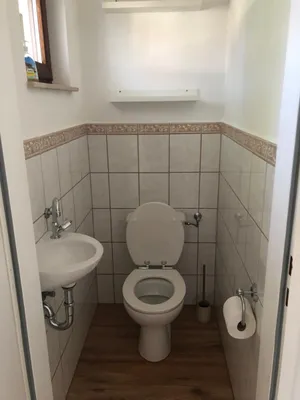 5-Zimmer-Haus mieten in Baden – 90 m², € 1.500 – Bild 17 von 23