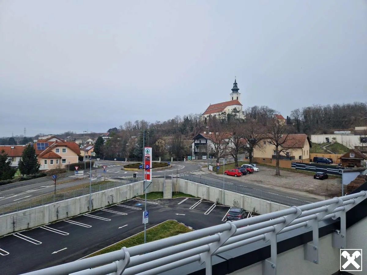 TOLLE DACHGESCHOSSECKWOHNUNG IM ERSTBEZUG FÜR FAMILIEN MIT GROSSER SONNENTERRASSE UND FERNBLICK - PROVISIONSFREI - Ansicht 2