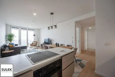 Wohnen mit Fernblick über Wien | 3 Zimmer Erstbezug mit Balkon | Pool, Fitness & Spa | **VIDEOTOUR** – Bild 2