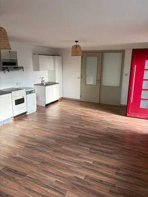 3-Zimmer-Immobilie mieten in Gmunden – 90 m², € 900 – Bild 2 von 11