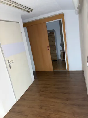 3-Zimmer-Immobilie mieten in Gmunden – 90 m², € 900 – Bild 4 von 11