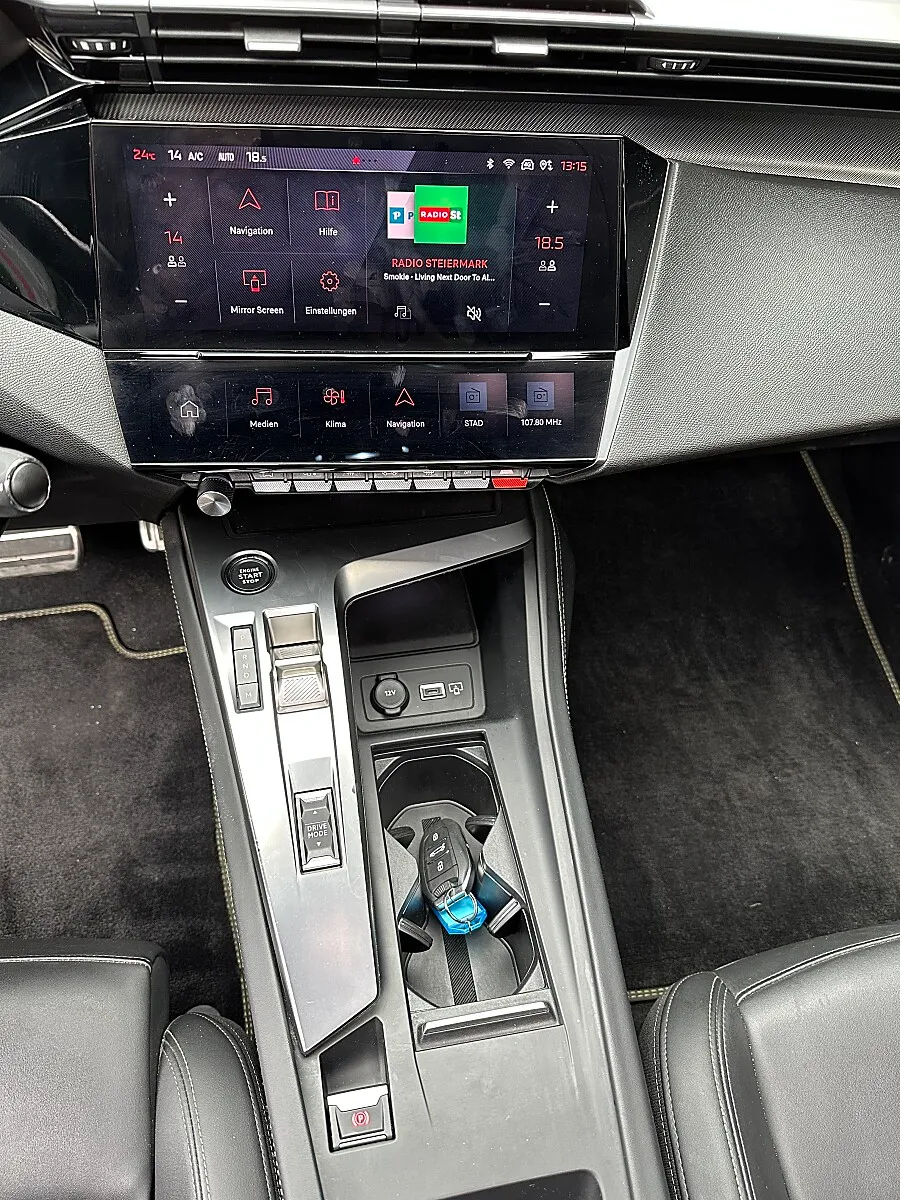 Peugeot 308 SW 130PS GT Pack EAT8 – Bild 9