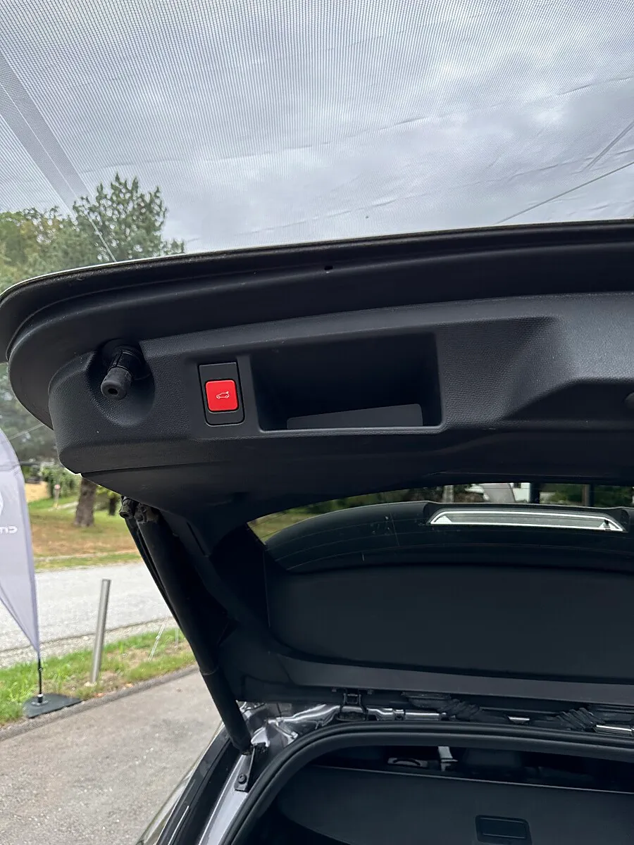 Peugeot 308 SW 130PS GT Pack EAT8 – Bild 19