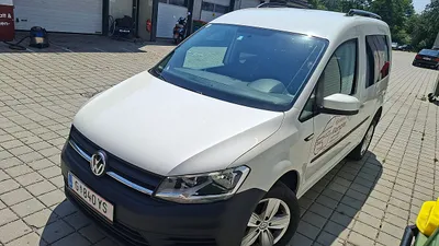 VW Caddy 2,0 TDI 4MOTION Tempomat spezial undeboden...