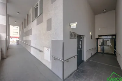 Gemütliche 2-Zimmer-Wohnung in 1100 Wien - Toplage, Parkett & Einbauküche! – Bild 3
