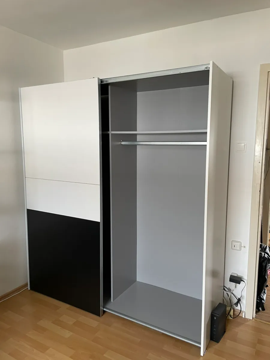 Kleiderschrank zu verschenken (190x171x60cm), € 0,- (1210 Wien)